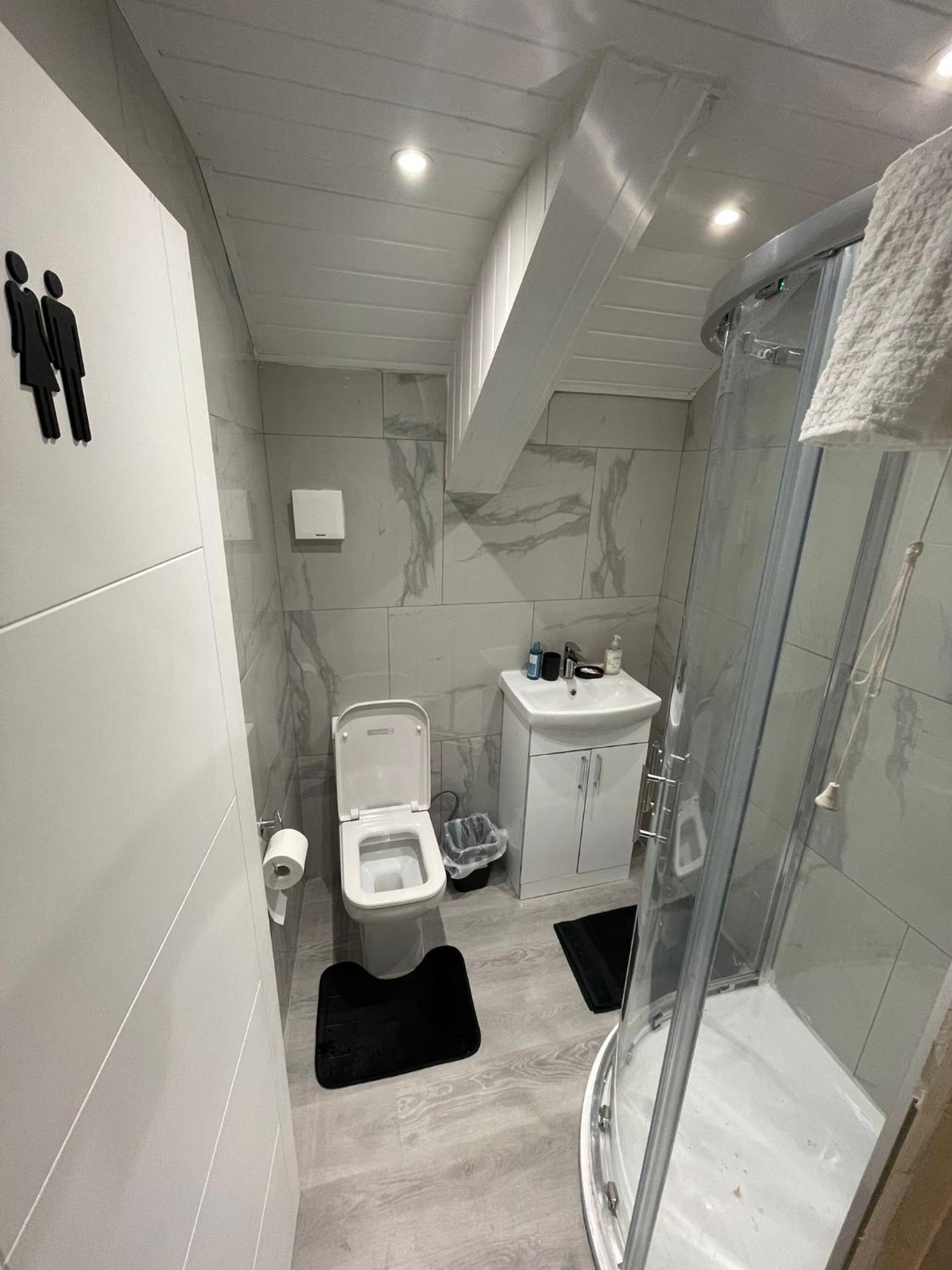 Holyheadinn Luaran gambar